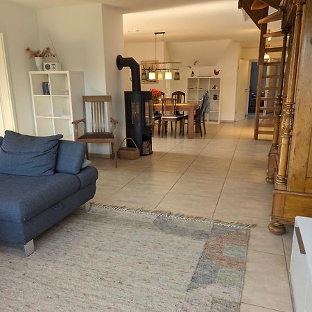 Aparthotel Landleben Eichenhof Himbergen Esterno foto